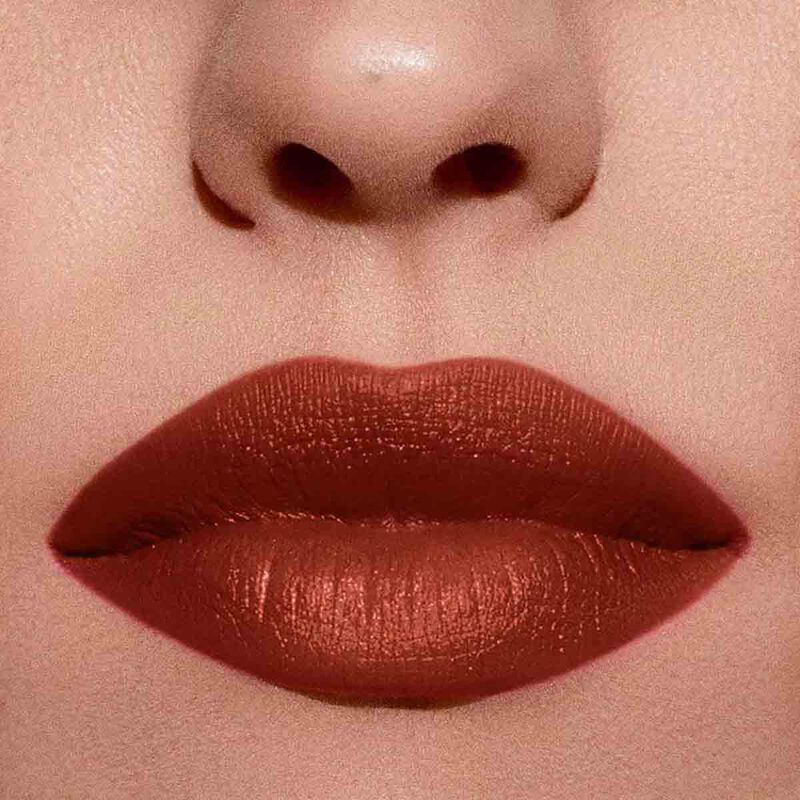 جورجو أرماني لِب باور أحمر شفاه طويل الثبات بألوان مفعمة بالحيوية