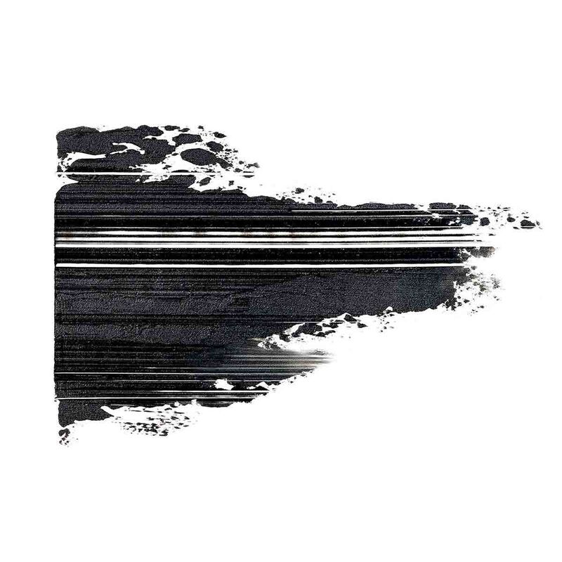 la bouche rouge, paris le serum noir mascara with chocolate fine leather sleeve