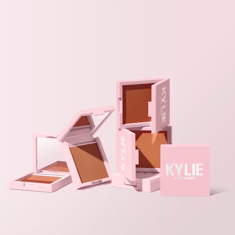 kylie cosmetics pressed bronzing powder