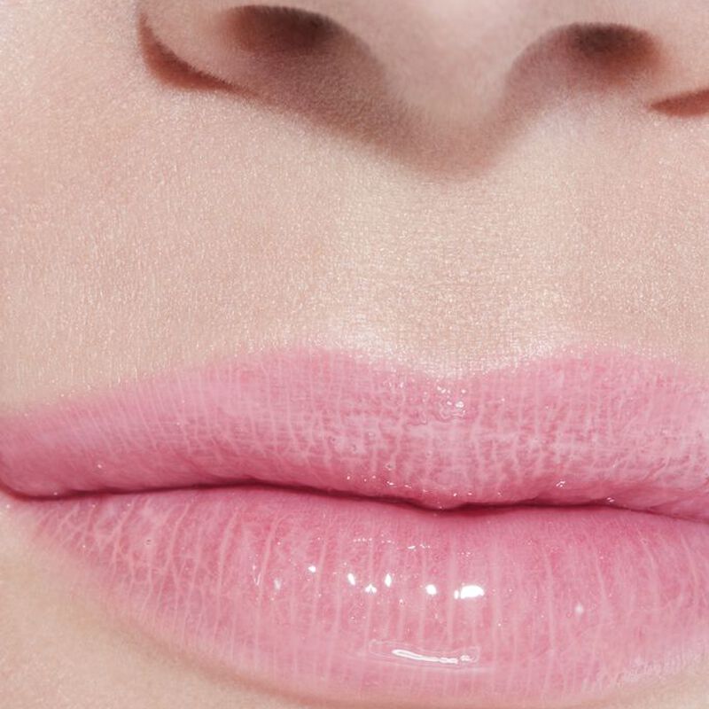 شانيل rouge coco gloss