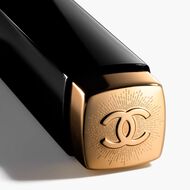 Rouge Allure Velvet أحمر شفاه غير لامع ومشرق - إصدار محدود faces rouge allure velvet أحمر شفاه غير لامع ومشرق إصدار محدود