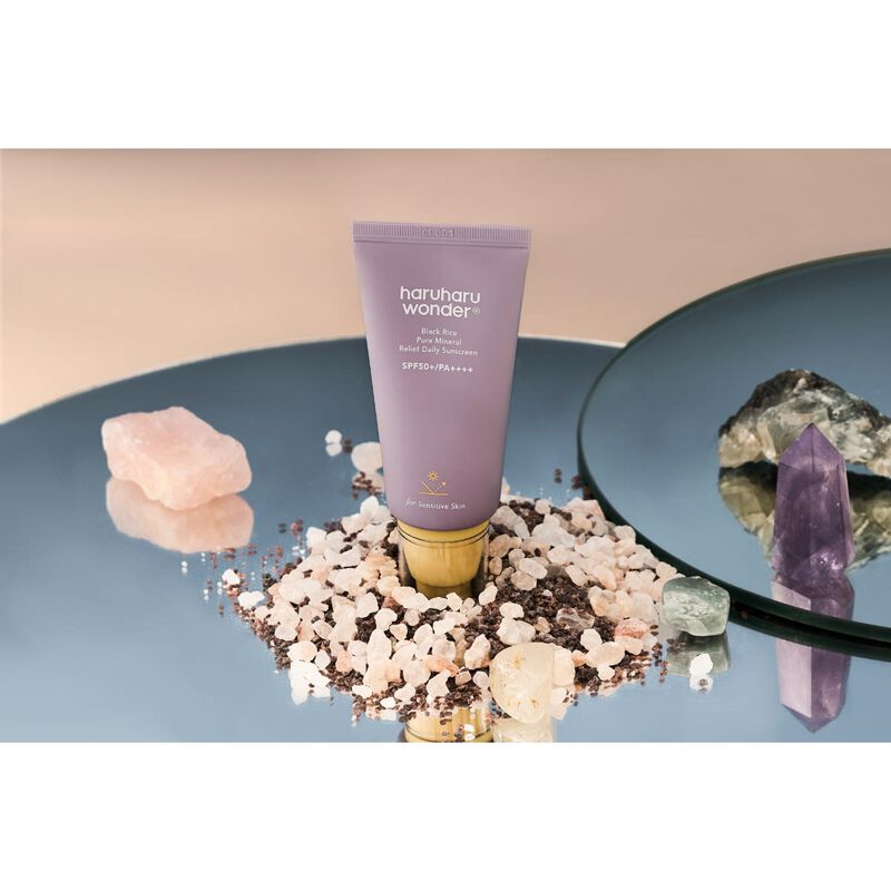 haruharu wonder black rice pure mineral relief daily sunscreen spf50+/pa++++