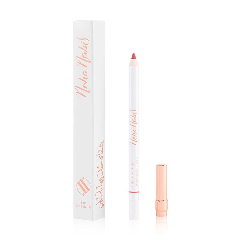 noha nabil lip definer