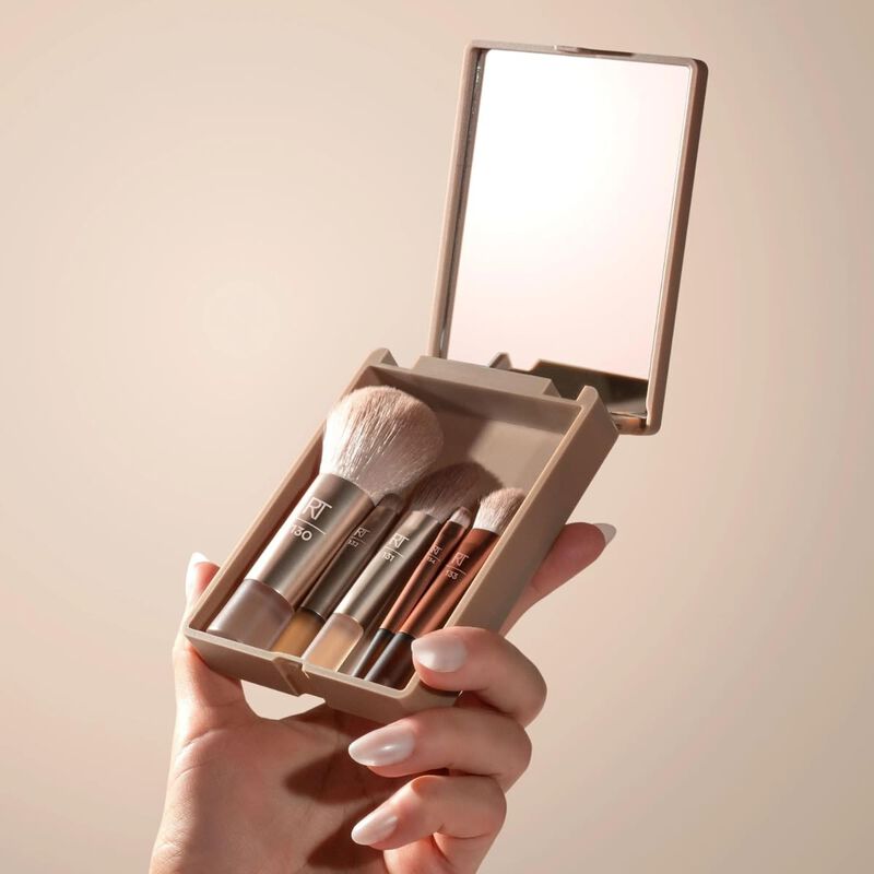 real techniques new nudes 2.0 ontheglow mini brush kit + mirrored compact, 6 piece set