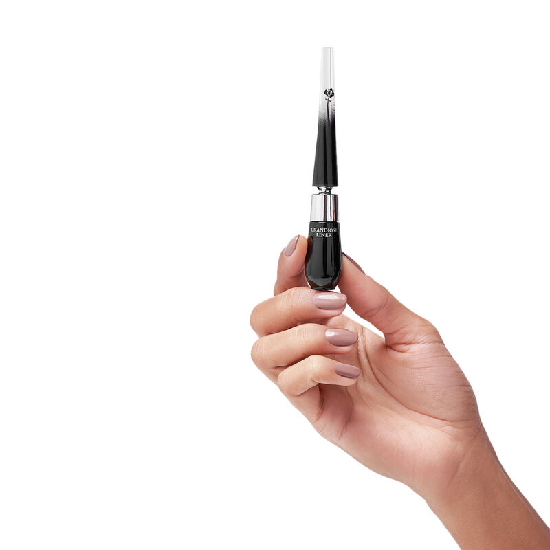 لانكوم الأيلاينر السائل جرانديوز بليندبل