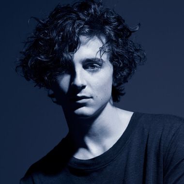 faces bleu de chanel