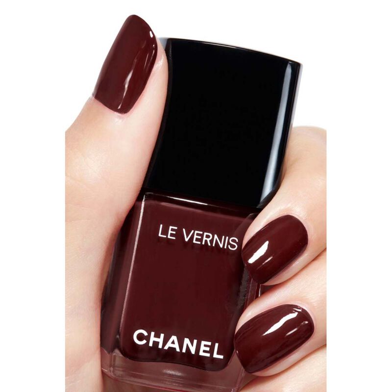 chanel le vernis longwear nail colour