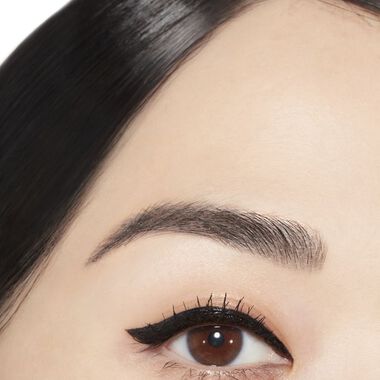 faces signature de chanel