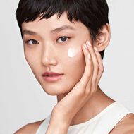 مستحضر الترطيب ريفايتالايزنج سوبريم+ برايت مويستشرايزر 15مل faces مستحضر الترطيب ريفايتالايزنج سوبريم برايت مويستشرايزر 15مل