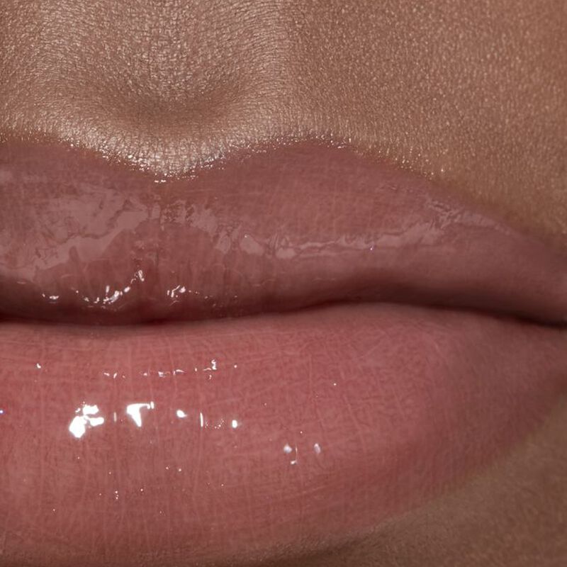 شانيل rouge coco gloss