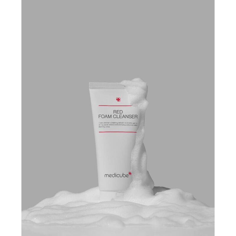 medicube غسول رغوي الأحمر