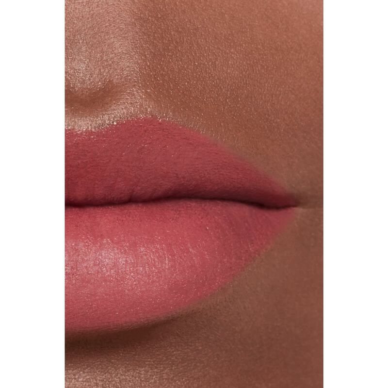 شانيل chanel rouge allure velvet