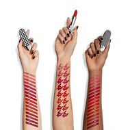 روج جي لاكجوريوس ڤلڤيت إعادة تعبئة faces روج جي لاكجوريوس ڤلڤيت إعادة تعبئة