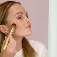 faces بودرة مضغوطة متعددة المهام سوبر هيرو ٥ في ١