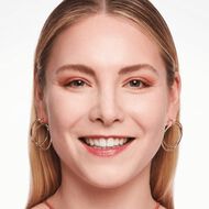 faces بودرة كريم الاساس غير لامعة اتش دي لمدة 18 ساعة