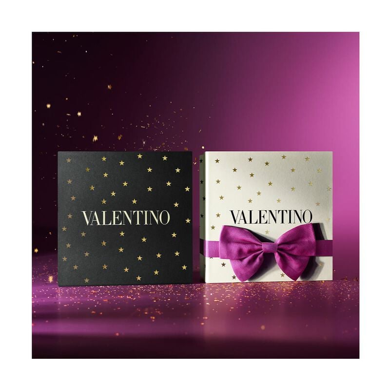 فالنتينو مجموعة بورن إن روما أومو إنتنس