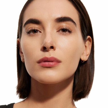 كريم أساس أُول آورز غلو faces كريم أساس أُول آورز غلو