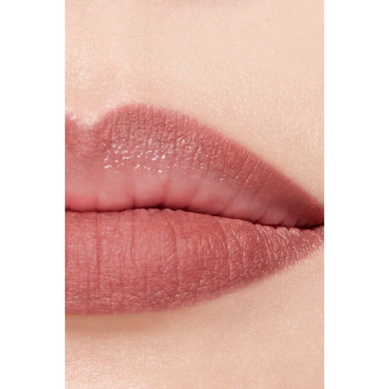 شانيل chanel le crayon levres