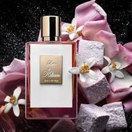 لوف، دونت بي شاي – عطر أيقوني قابل لإعادة التعبئة مع بخاخ بحجم السفر تاليسمان faces لوف، دونت بي شاي عطر أيقوني قابل لإعادة التعبئة مع بخاخ بحجم السفر تاليسمان