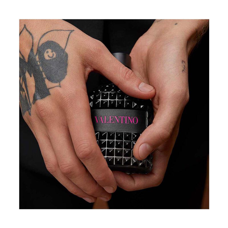 فالنتينو عطر بورن إن روما أومو إكسترا دوز