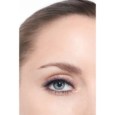 Noir Allure ماسكارا شاملة: كثافة الرموش وطولها وتجعدها وتحديدها - إصدار محدود faces noir allure ماسكارا شاملة كثافة الرموش وطولها وتجعدها وتحديدها إصدار محدود
