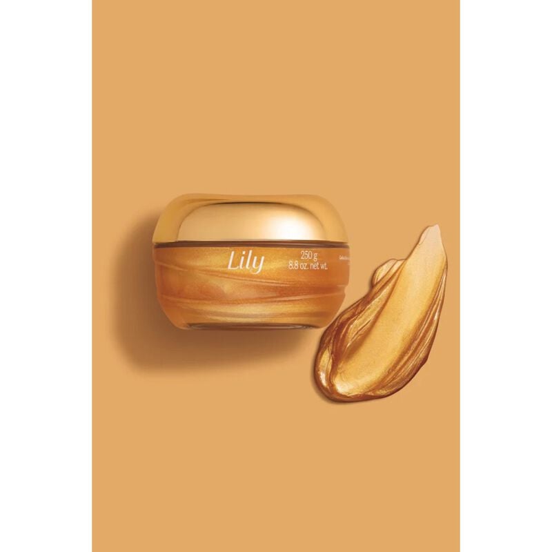 أو بوتيكاريو جل الجسم اللامع من ليلي