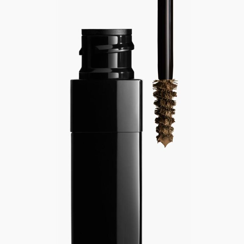 شانيل le gel sourcils
