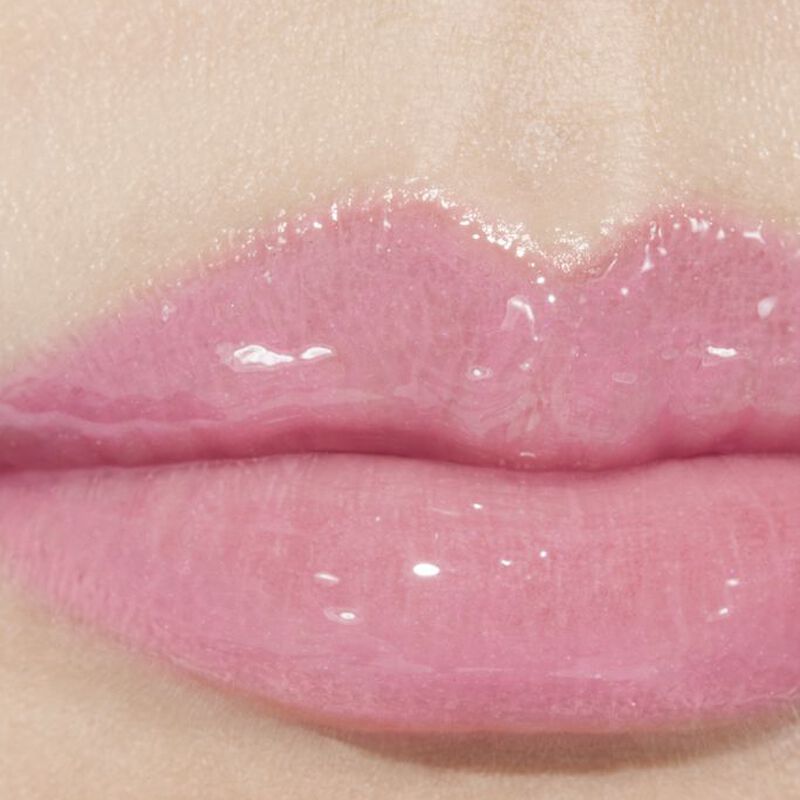 شانيل rouge coco gloss