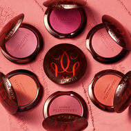 faces أحمر خدود تيراكوتا