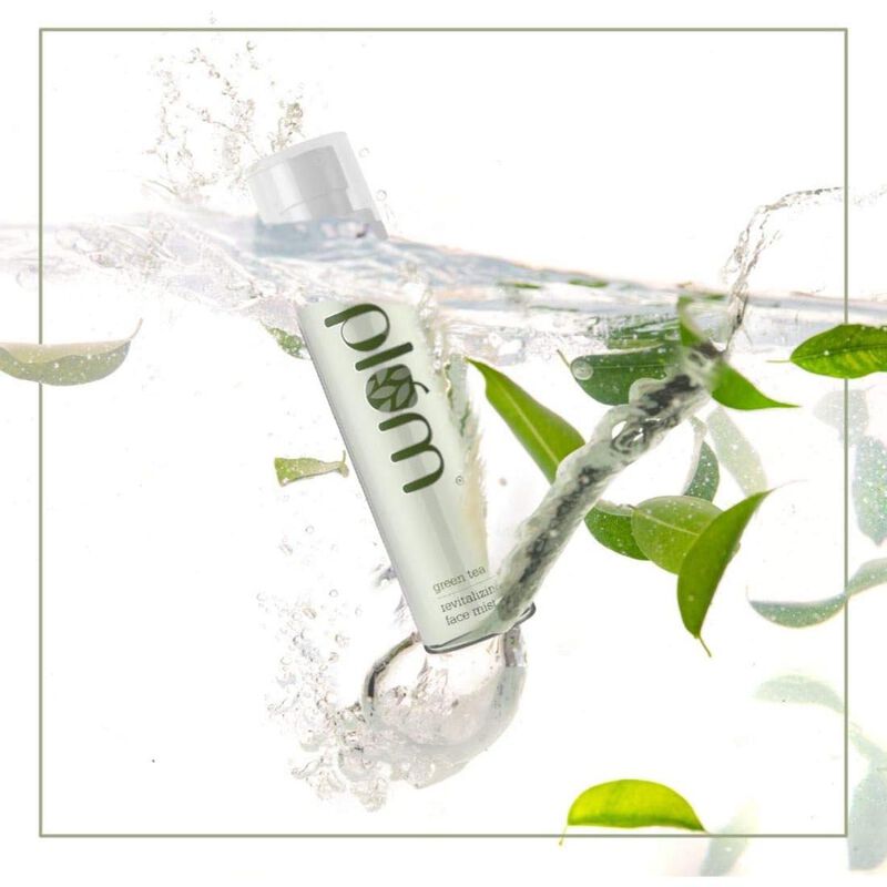 بلوم بخاخ منعش للوجه بالشاي الأخضر لإحياء البشرة