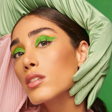 faces رويال جرين