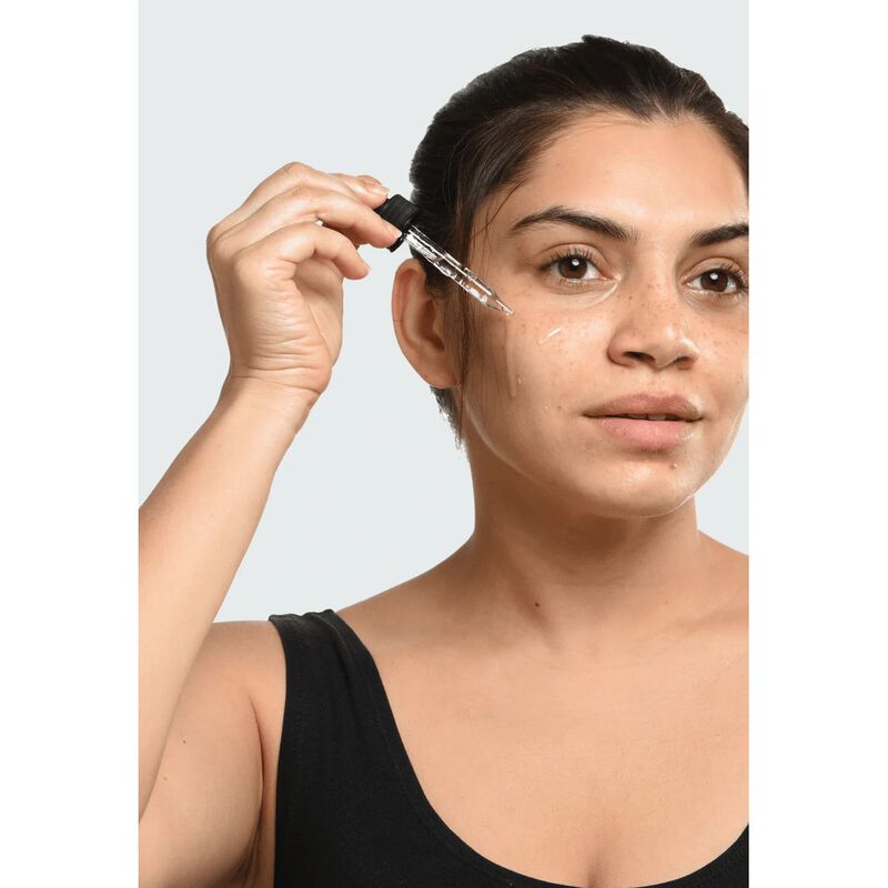 minimalist hyaluronic acid and pga 2% face serum