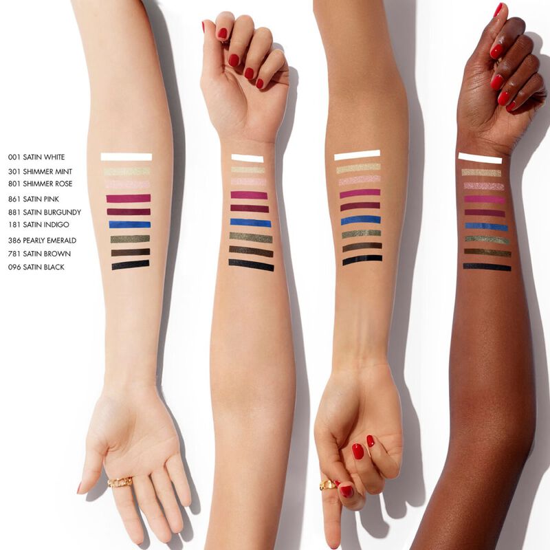 ديور آيلاينر سائل ديور شو