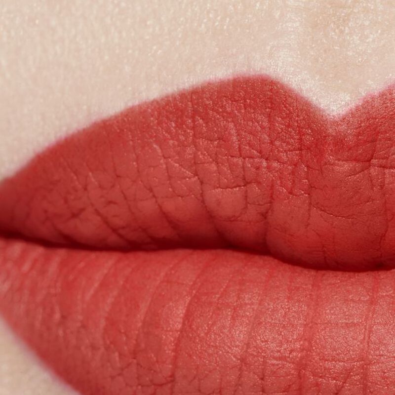 شانيل rouge allure velvet extreme