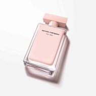 For Her Eau de Parfum faces for her eau de parfum