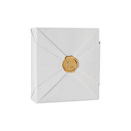 The Ritual Of Ayurveda Medium Gift Set faces the ritual of ayurveda medium gift set