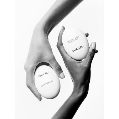 faces كريم شانيل المرطب