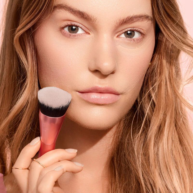 real techniques glow round base makeup brush