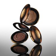 هايلايتر تان إيدول ألترا وير سي.إي محول البشرة faces هايلايتر تان إيدول ألترا وير سي إي محول البشرة