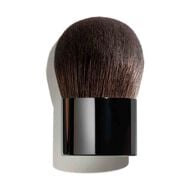 LES BEIGES OVERSIZE KABUKI BRUSH faces les beiges oversize kabuki brush