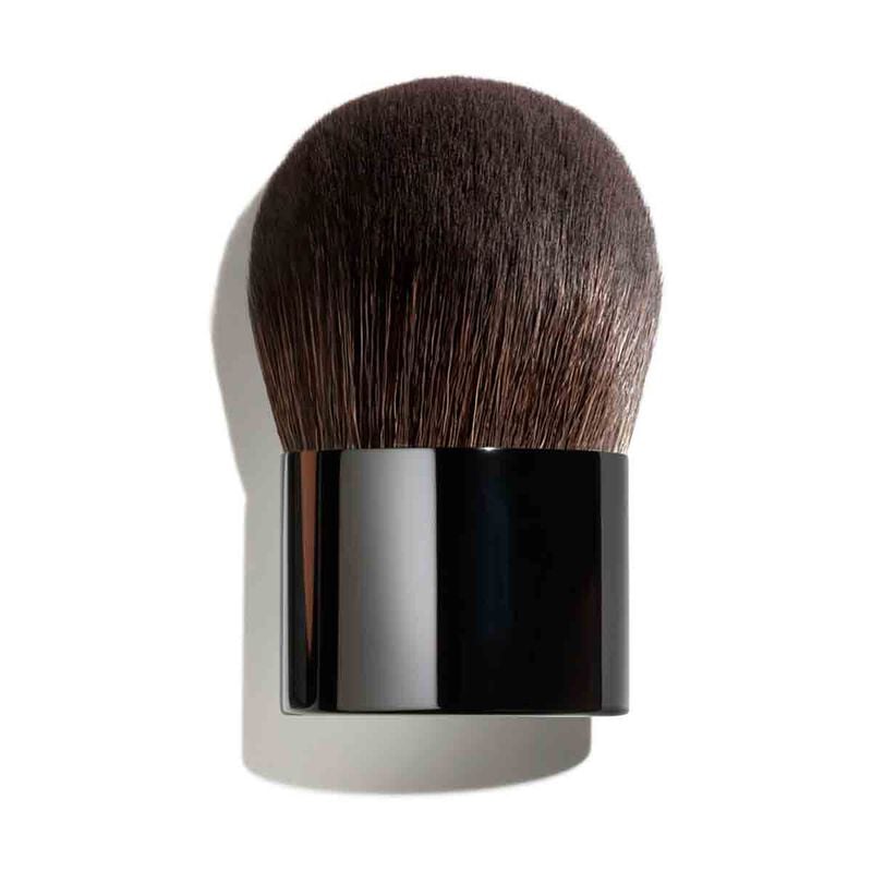 chanel les beiges oversize kabuki brush