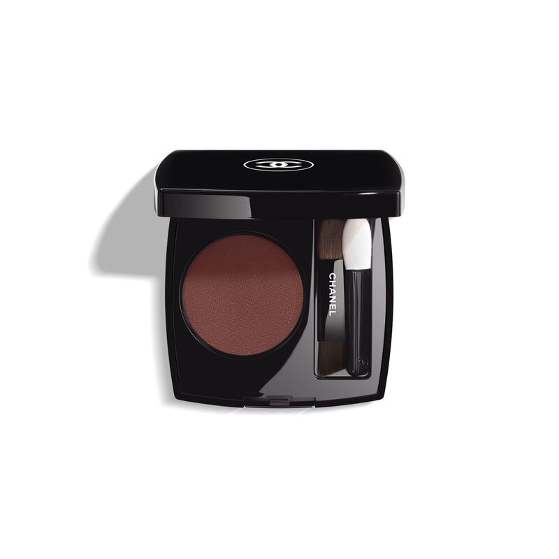 Chanel Ombre Essentielle Multi-use Longwearing Eyeshadow مستحضر لتظليل الجفون طويل الثبات متعدد الاستعمالات