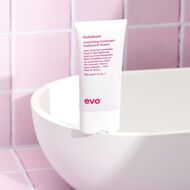 faces علاج تنعيم الشعر لوك داون