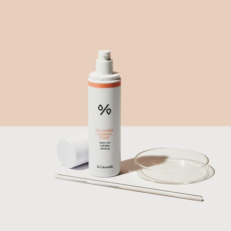 dr. ceuracle تونر 5a كنترول، للتحكم باللمعان للجلد الدهني والمعرض لحب الشباب