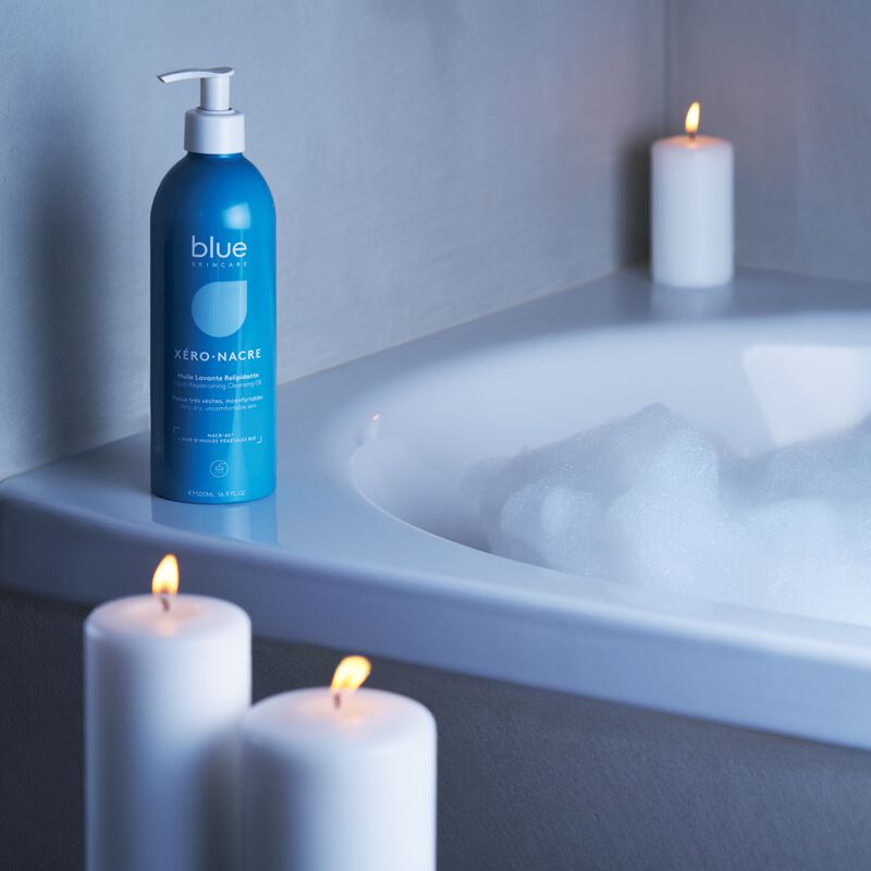 blue skincare lipid replenishing cleansing oil