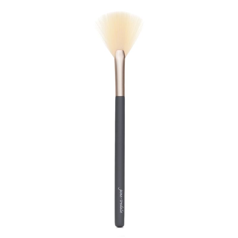 jane iredale fan brush
