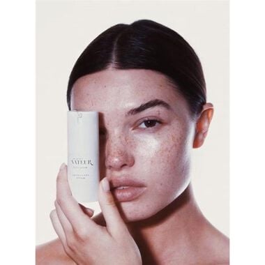 faces سيروم منطقة العينين جلو إيجليس