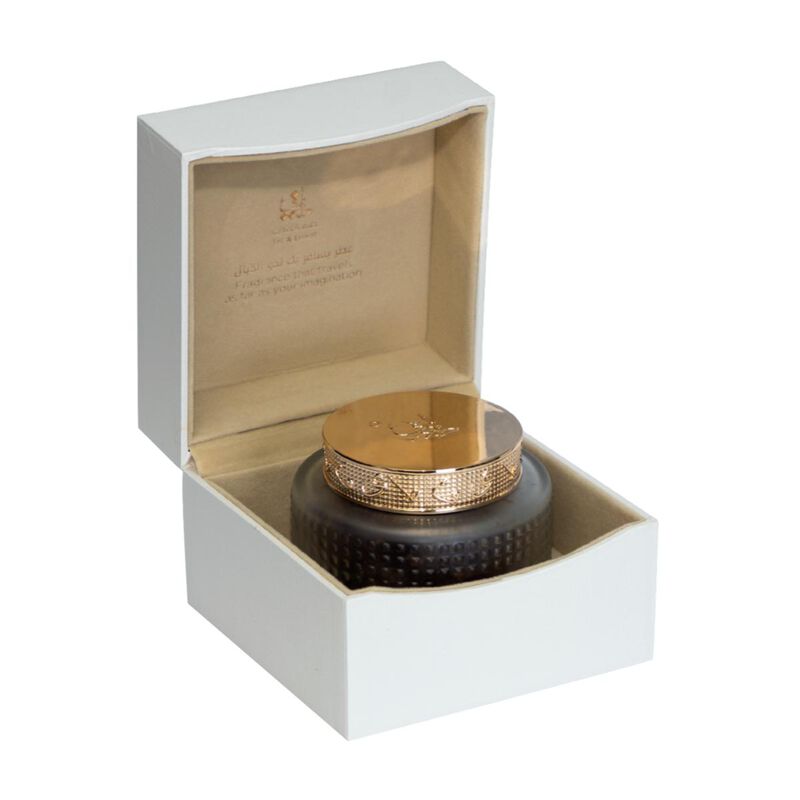 taif al emarat bakhour ben nahyan