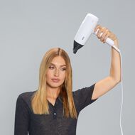 faces braun hair dryer  2100 watts   1 attachment