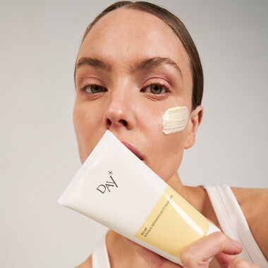 faces الترميم   قناع ومقشر